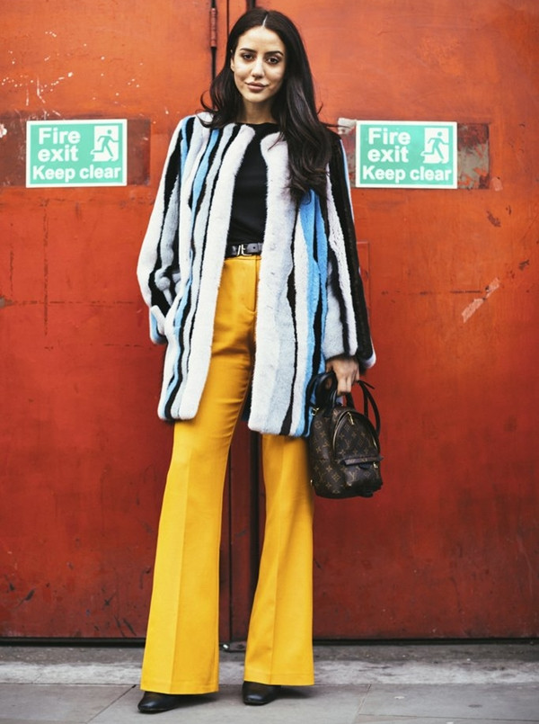 Street style: “50 sắc thái” áo khoác và cuộc chơi của gam màu nóng ảnh 16