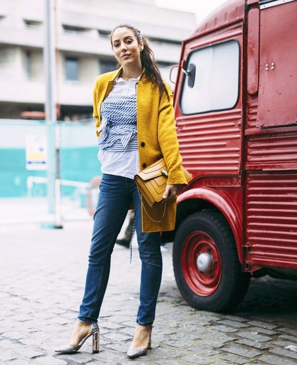 Street style: “50 sắc thái” áo khoác và cuộc chơi của gam màu nóng ảnh 17