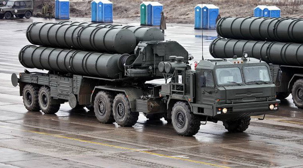 Trung Quốc nhận hệ thống tên lửa S-400 đầu tiên của Nga ảnh 1