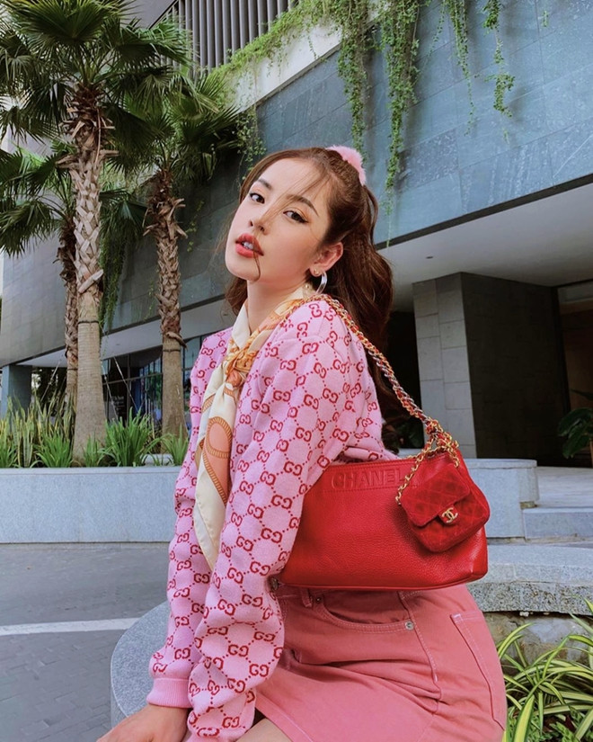 Dàn sao Việt "bung xòe" váy áo sau khi hết giãn cách xã hội ảnh 1