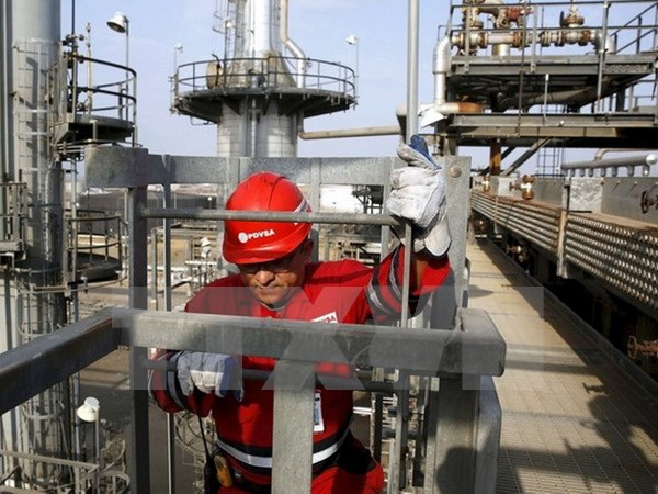 Tác động từ Mỹ và Saudi Arabia kìm hãm đà phục hồi của giá dầu ảnh 1