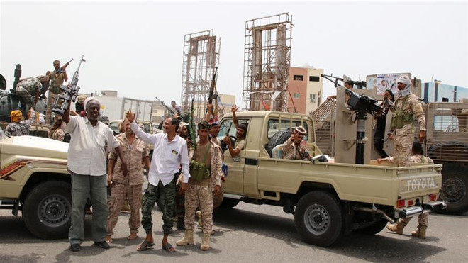 Lực lượng ly khai ở Yemen do UAE. (Nguồn: Reuters) Yemen: Lực lượng ly khai kiểm soát Aden, chiếm dinh tổng thống ảnh 1