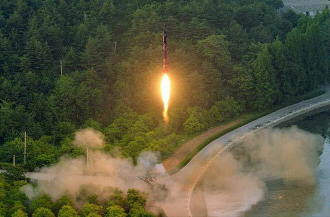 Nhật, Hàn ủng hộ trừng phạt mới nhất của Mỹ đối với Triều ảnh 1