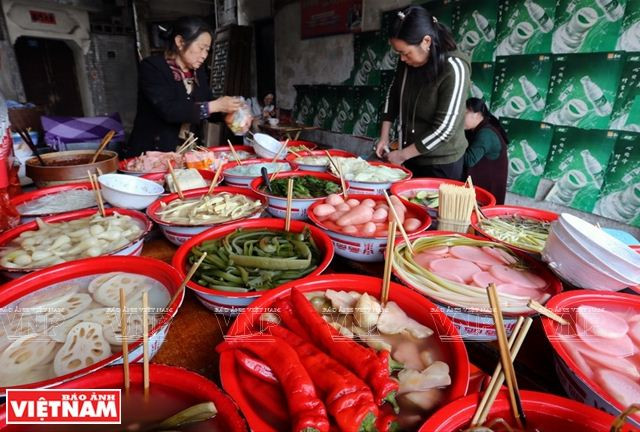 Phượng Hoàng: Cổ trấn mang ký ức thời gian nổi tiếng Trung Quốc ảnh 20