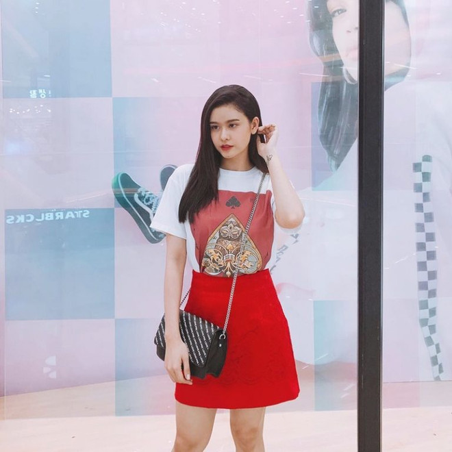 Sao Việt khoe street style phóng khoáng, phối đồ tôn chân dài miên man ảnh 9