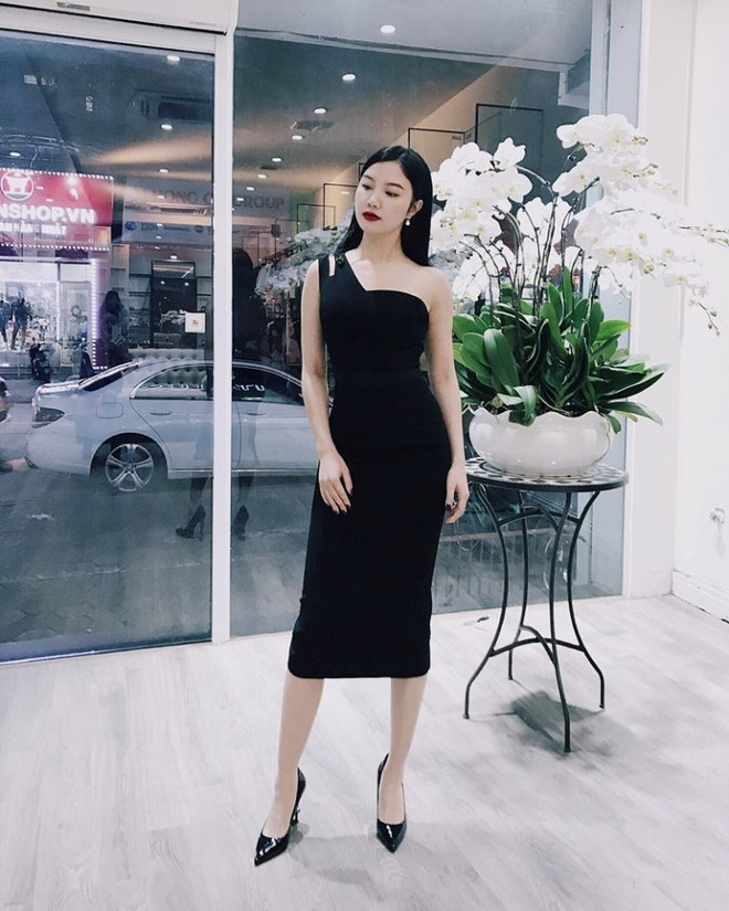 Sao Việt khoe street style phóng khoáng, phối đồ tôn chân dài miên man ảnh 16