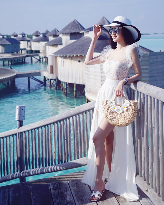 Thanh Hằng, Tăng Thanh Hà khoe phong cách street style vạn người mê ảnh 17