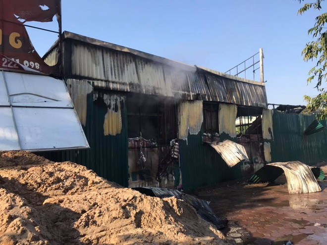 Hà Nội: Bà hỏa "ghé thăm" lán công nhân, hàng chục người bỏ chạy ảnh 2