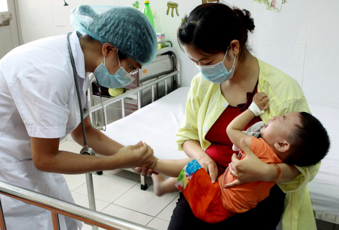 Thành phố Hà Nội ghi nhận gần 180 trường hợp mắc tay chân miệng ảnh 1