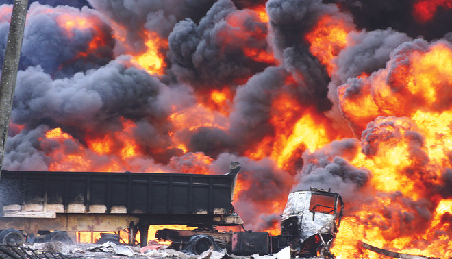 Nổ khí gas tại một khu chợ ở Nigeria, nguy cơ gây thương vong lớn ảnh 1