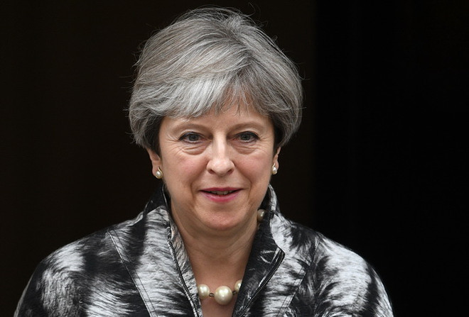 Bà Theresa May. (Nguồn: EPA/TTXVN) Thủ tướng Theresa May chịu sức ép thay đổi đường lối đàm phán với EU ảnh 1