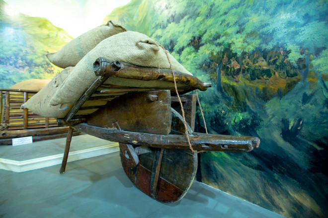 Chiến thắng Điện Biên Phủ: Khi xe đạp và... bàn thờ cùng vào trận địa ảnh 5