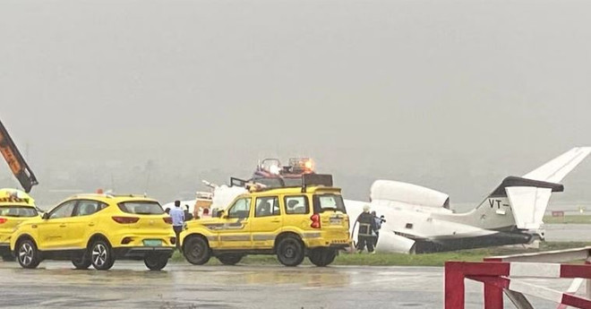Ấn Độ: Máy bay bị trượt khỏi đường băng, 8 người bị thương ảnh 1