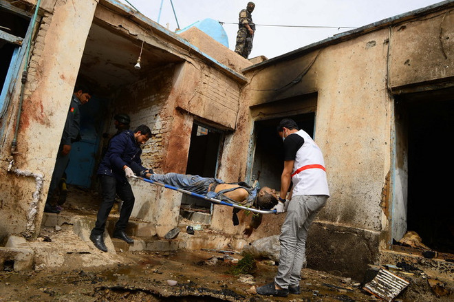 Ít nhất 10 người tử vong trong vụ nổ đền thờ tại Afghanistan ảnh 1