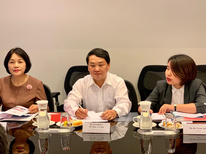 Việt Nam-Singapore đẩy mạnh hợp tác giao lưu nhân dân, văn hóa ảnh 2