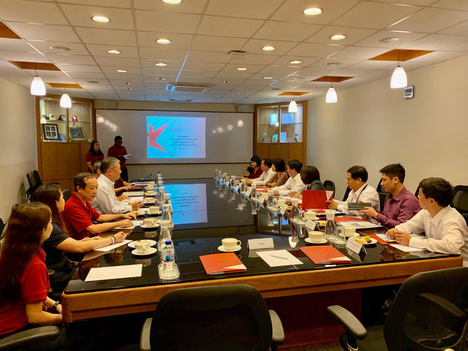 Việt Nam-Singapore đẩy mạnh hợp tác giao lưu nhân dân, văn hóa ảnh 1