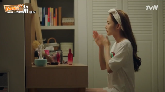 Zoom cận cảnh những món đồ dưỡng da của “thư ký Kim” ảnh 6