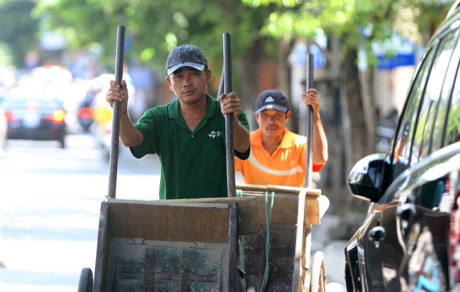 Các cơ sở y tế sẵn sàng xử lý trường hợp cấp cứu do nắng nóng ảnh 1