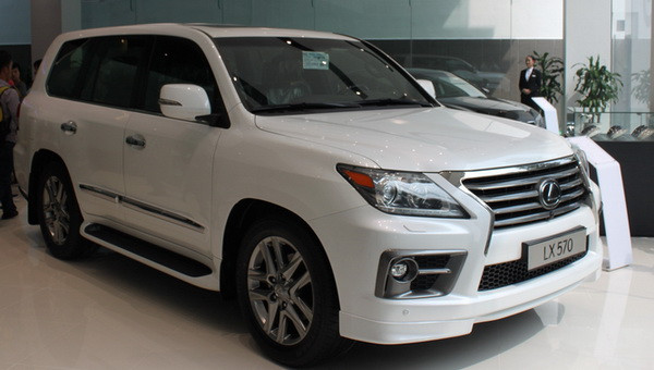 Lexus ra 5 mẫu xe và các dịch vụ đẳng cấp ở Việt Nam ảnh 1