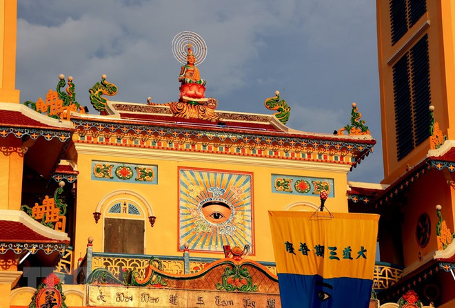 Tòa Thánh Tây Ninh - công trình tôn giáo vĩ đại nhất của đạo Cao Đài ảnh 3