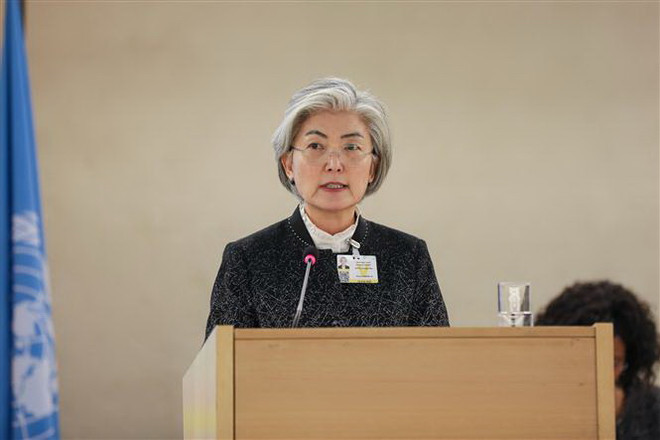 Ngoại trưởng Hàn Quốc kêu gọi tăng cường chính sách với ASEAN ảnh 1