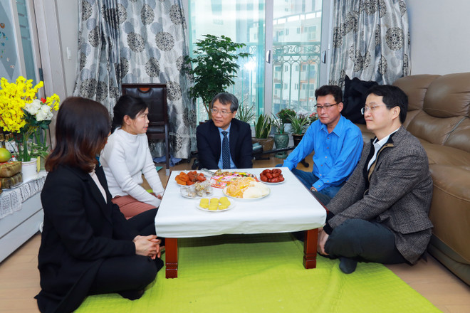 Đại sứ Việt Nam tại Hàn Quốc chúc tết cộng đồng nhân dịp Năm mới ảnh 2