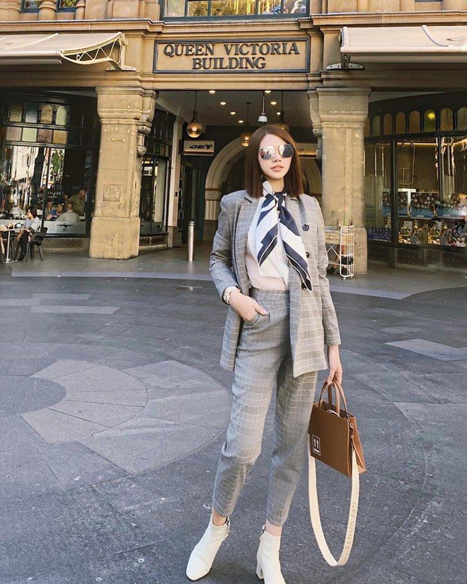 Stress style sang chảnh, sành điệu của Thanh Hằng và dàn sao Việt ảnh 18