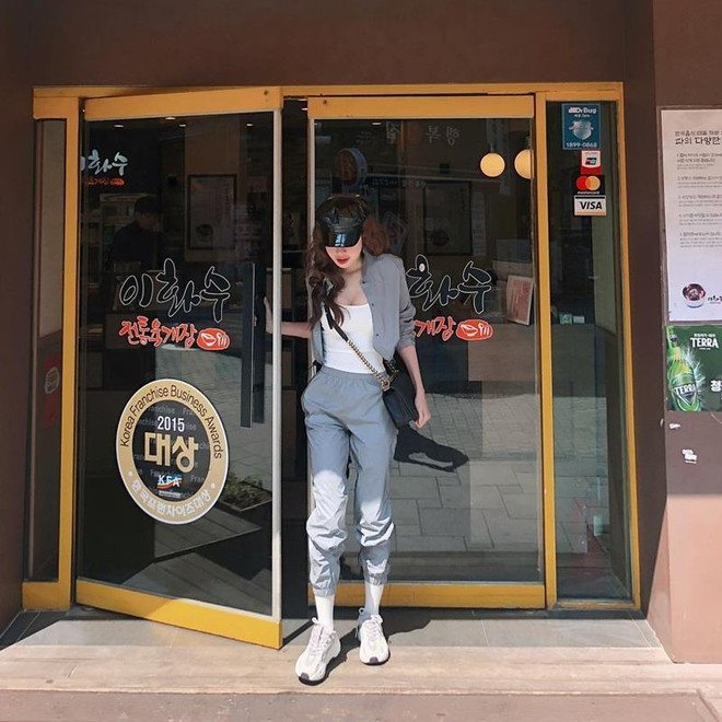 Stress style sang chảnh, sành điệu của Thanh Hằng và dàn sao Việt ảnh 15