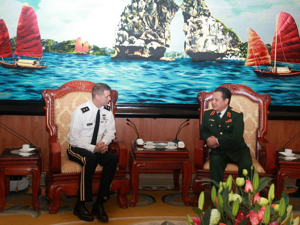 Tư lệnh vệ binh quốc gia bang Oregon của Mỹ thăm Việt Nam ảnh 1