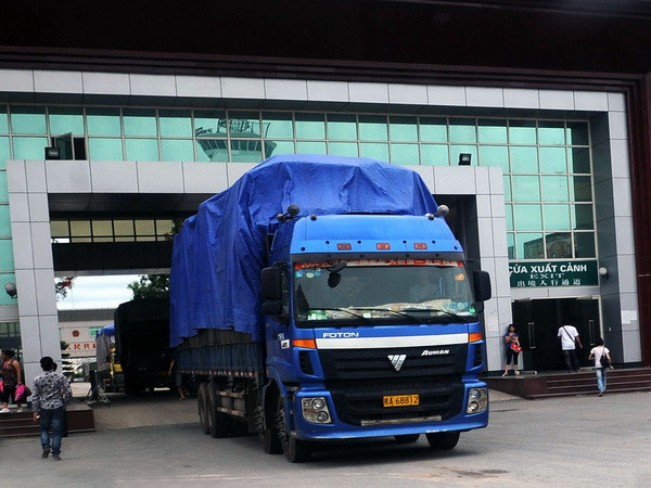 Phó Thủ tướng kiểm tra chống buôn lậu tại Móng Cái ảnh 1