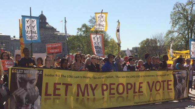 Cử tri Mỹ biểu tình phản đối tiền bạc chi phối nền chính trị ảnh 1