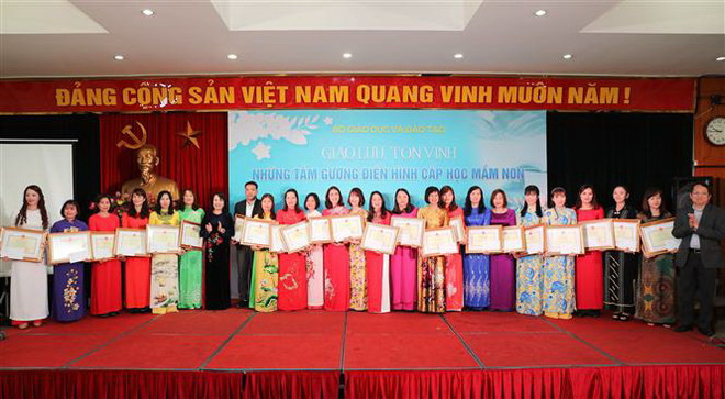 Bộ Giáo dục và Đào tạo tôn vinh 127 giáo viên mầm non tiêu biểu ảnh 1