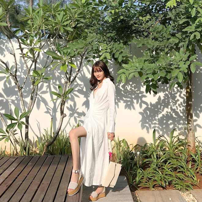 Hồ Ngọc Hà và loạt sao “ướp lạnh” ngày hè với trang phục gợi cảm ảnh 9