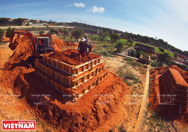 Chiêm ngưỡng vẻ đẹp nghệ thuật từ cát tại "thủ đô resort" Mũi Né ảnh 1