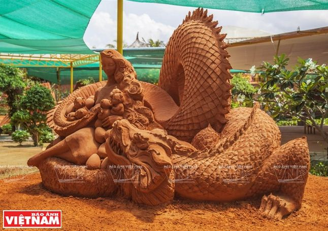 Chiêm ngưỡng vẻ đẹp nghệ thuật từ cát tại "thủ đô resort" Mũi Né ảnh 9
