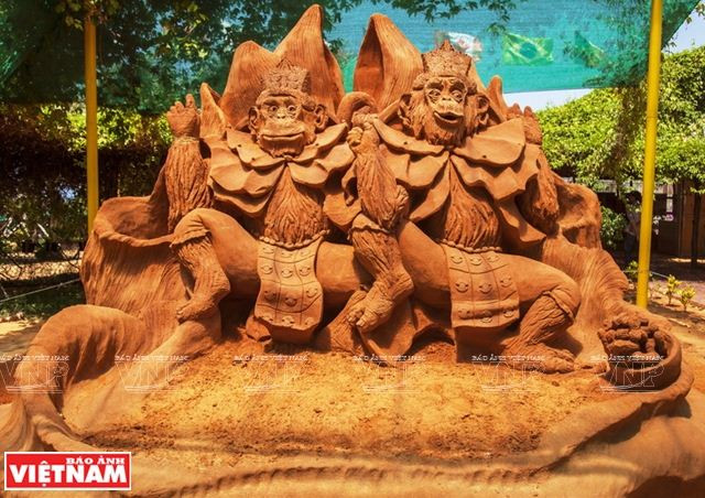 Chiêm ngưỡng vẻ đẹp nghệ thuật từ cát tại "thủ đô resort" Mũi Né ảnh 13
