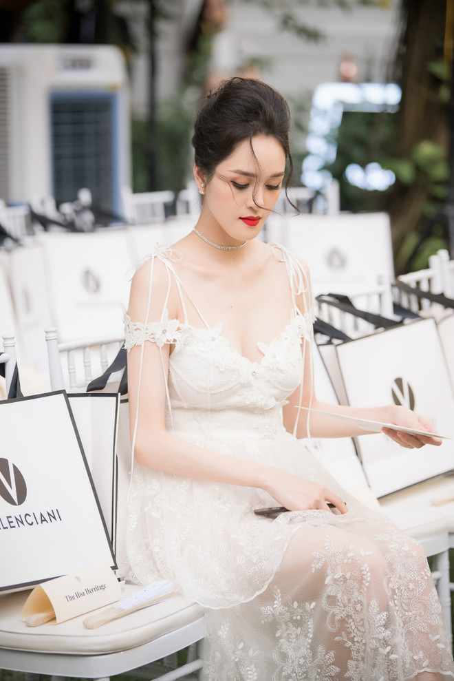 Những khoảnh khắc khi các á hậu tỏa sáng, “qua mặt” những hoa hậu ảnh 4