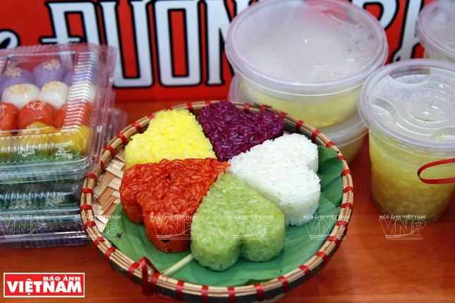 Phố đi bộ Trịnh Công Sơn - sức hút của văn hóa lãng mạn ảnh 12