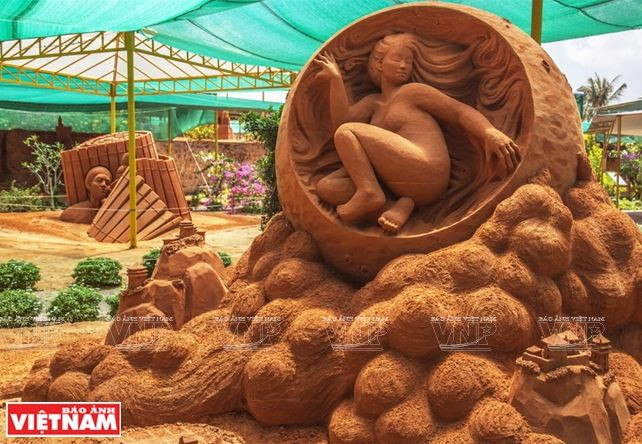 Chiêm ngưỡng vẻ đẹp nghệ thuật từ cát tại "thủ đô resort" Mũi Né ảnh 12