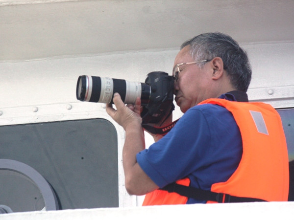 Chuyện chưa kể về những nhà báo tác nghiệp ở Hoàng Sa ảnh 3