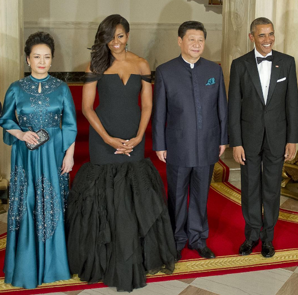 Phong cách "biết nói" của Đệ nhất phu nhân Mỹ Michelle Obama ảnh 1