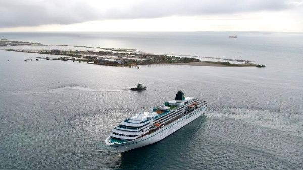 Venezuela đã đón chuyến tàu du lịch đầu tiên từ châu Âu sau 15 năm ảnh 1