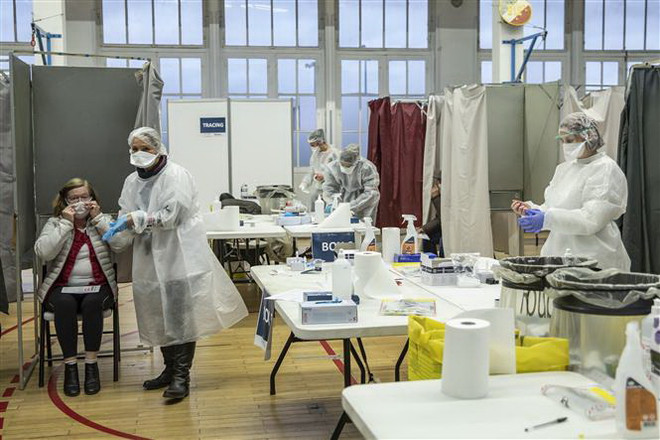 Dịch bệnh COVID-19: Số ca nhiễm tại châu Âu vượt 30 triệu người ảnh 1