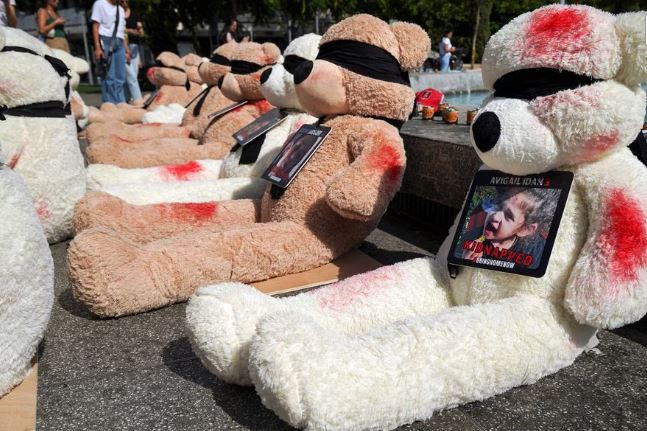 Người dân Israel kêu gọi tìm giải pháp cho trẻ em bị bắt làm con tin ảnh 1