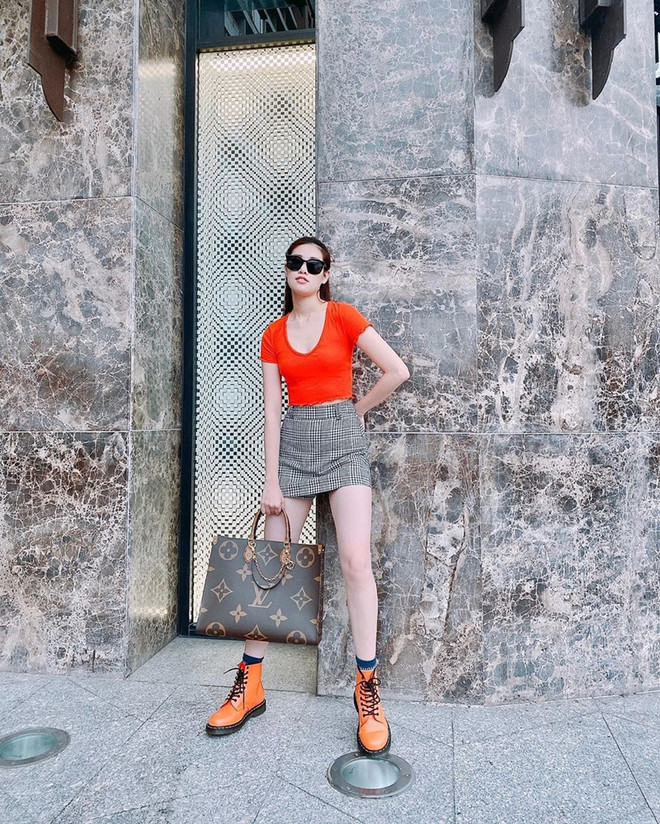 Street style khoe dáng nuột nà và ăn gian tuổi của mỹ nhân Việt ảnh 8