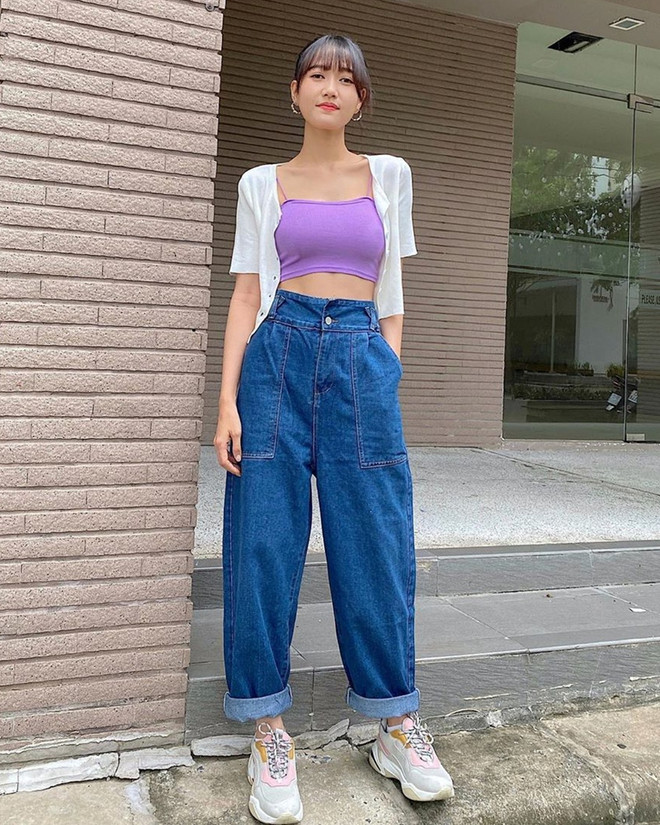 Street style khoe dáng nuột nà và ăn gian tuổi của mỹ nhân Việt ảnh 18