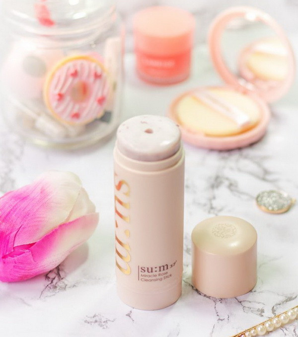 Su:m37 - Sáp rửa mặt hoa hồng luôn cháy hàng trên toàn thế giới ảnh 1