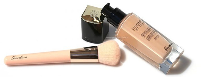 Bí quyết tán kem nền bằng cọ 'đỉnh' như chuyên gia ảnh 1