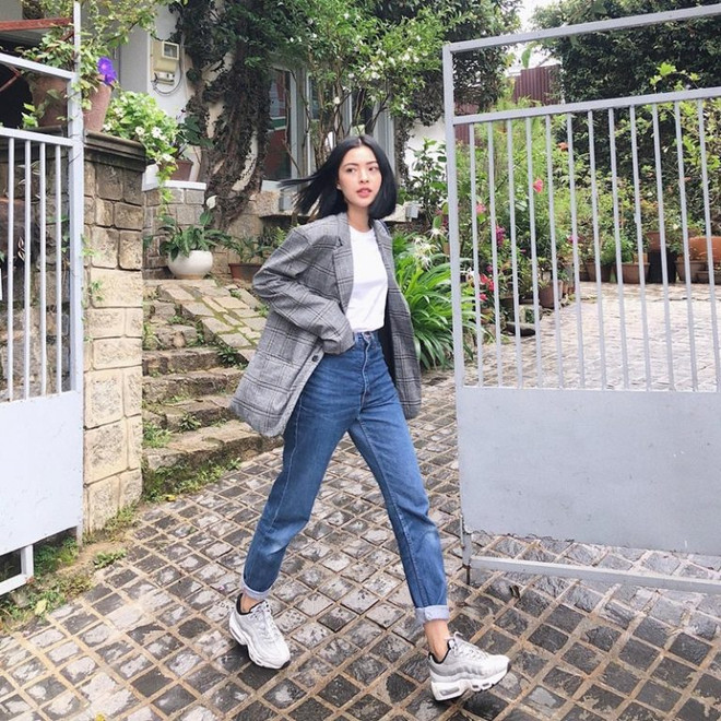 Bích Phương như công chúa, Chi Pu và Kỳ Duyên thả “bùa yêu” với sơmi ảnh 14