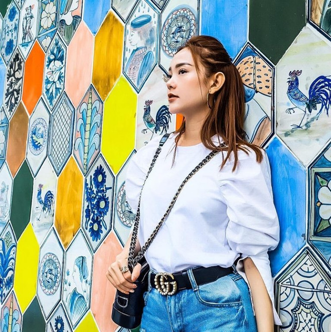 Áo váy tay phồng “thống trị” mùa hè, hớp hồn các cô nàng nữ tính ảnh 20